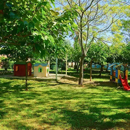 Apartman Marina D'oru.3 *